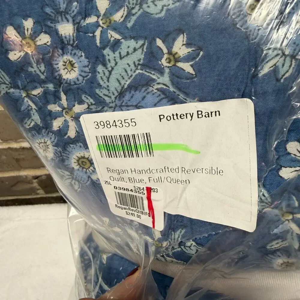 Pottery Barn Regan Handcrafted Reversible Quilt Blue White Full / Queen Bed NWT